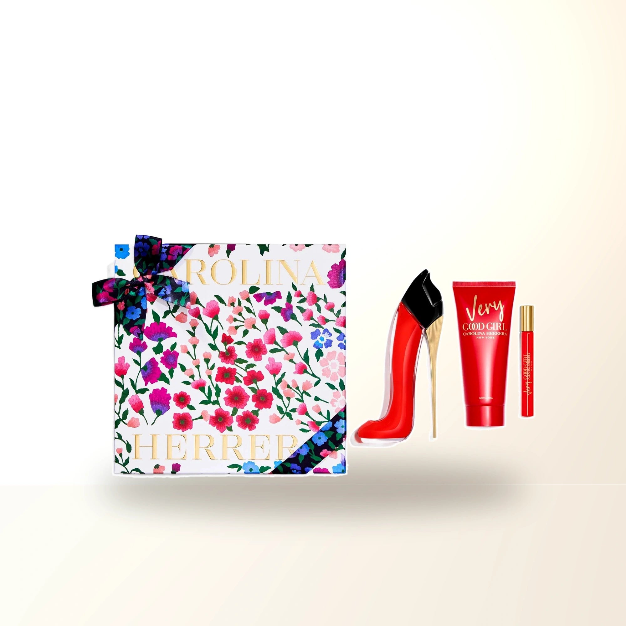 Carolina Herrera Very Good Girl 3 Pcs Set: 2.7 Eau De Parfum Spray + 0.34 Eau De Parfum Spray + 3.4 Body Lotion. main product image